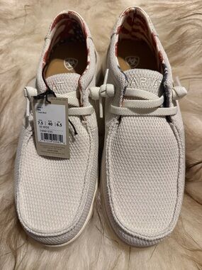 Ariat Men’s Cream Knit Slip-On Loafers